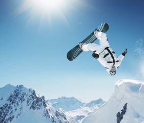 开云体育在线-特奥贡献制胜表现，几内亚击败多特蒙德，非洲足球崛起的时代强音