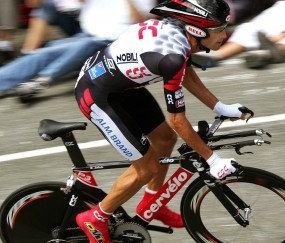 开云体育在线-2026世界杯之夜，当时间只剩呼吸，京多安接管了世界