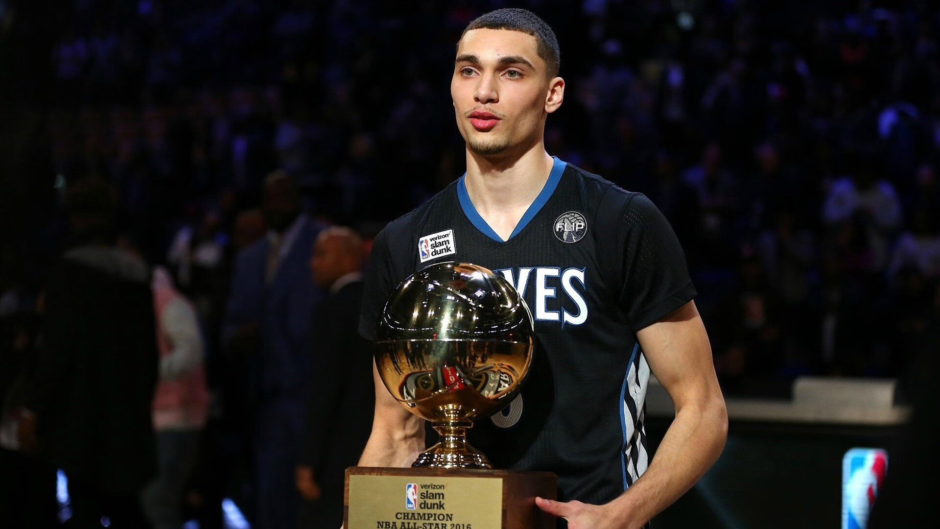 卡马文加终场绝杀,当红牛不再只是能量饮料