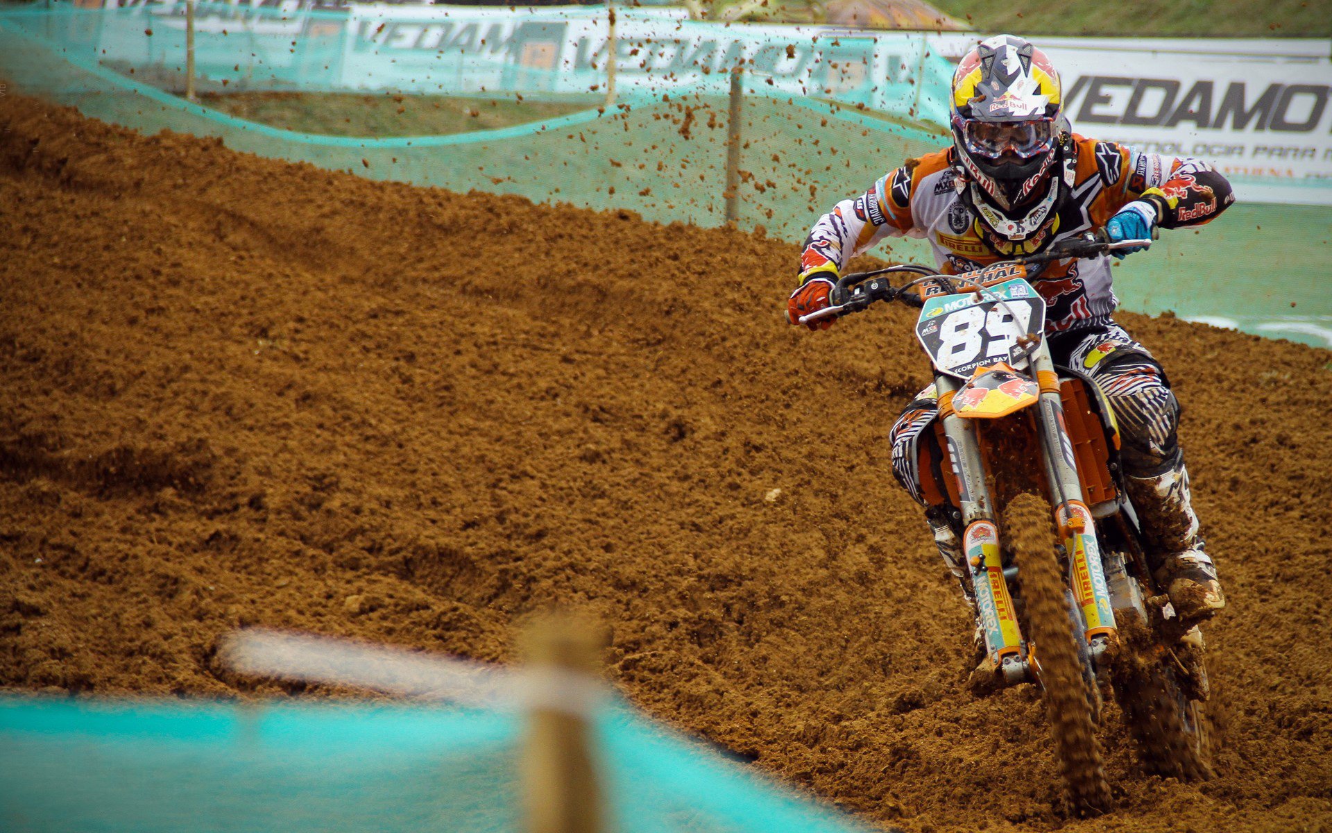 年度争冠焦点战,F1赛道上的勇士如何爆冷击败凯尔特人